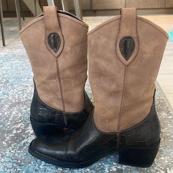 🎄SALE🎄Tony Lama Vintage Brown Leather Cowboy Boots Women, Size 7/7.5 🤠 - Picture 6 of 12